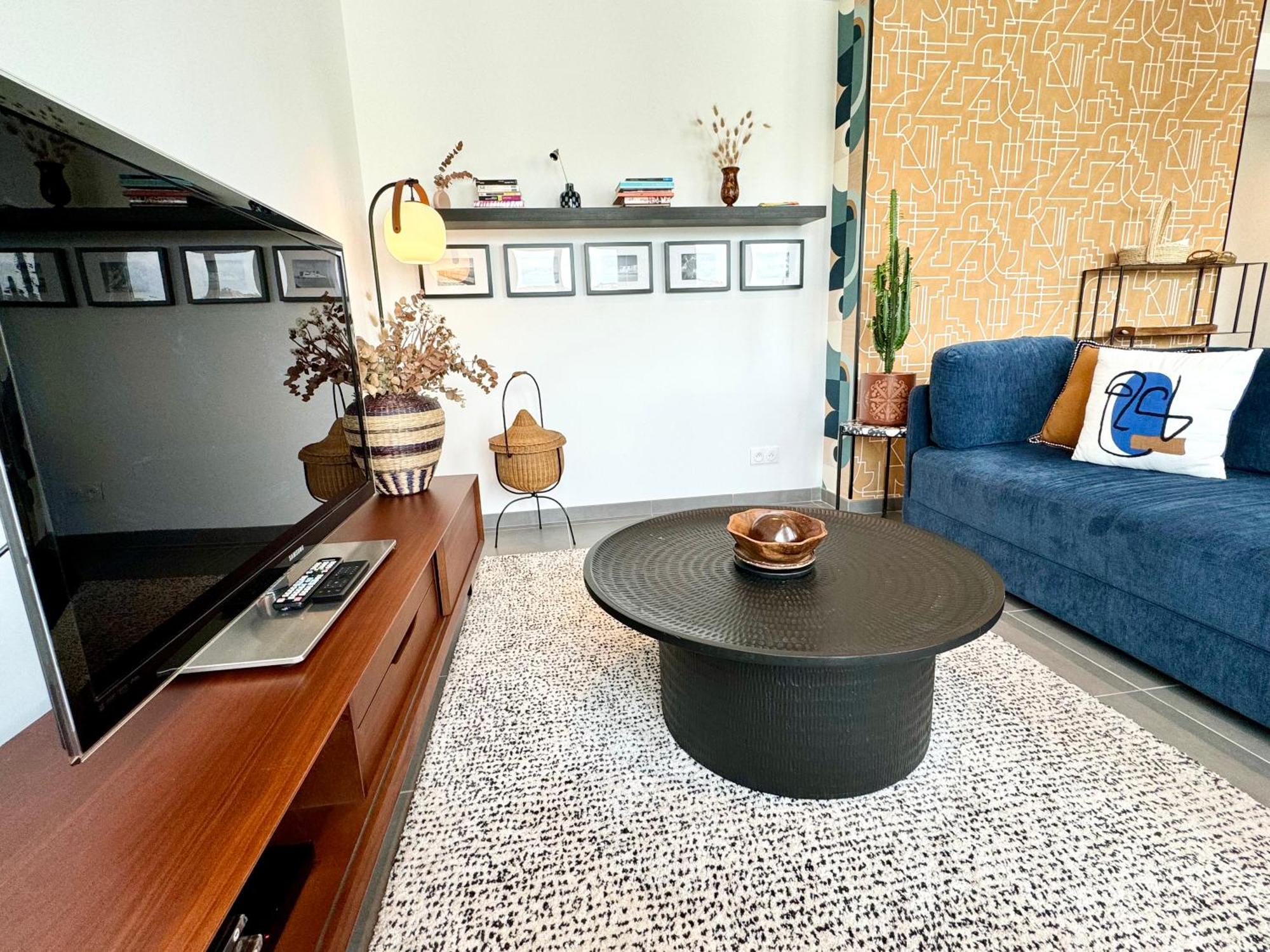 Residence Suzanne Кале Екстериор снимка